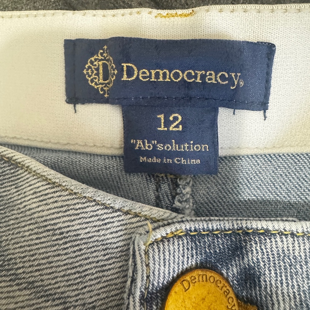 Democracy Faded Blue Denim Shorts - Picture 3 of 3